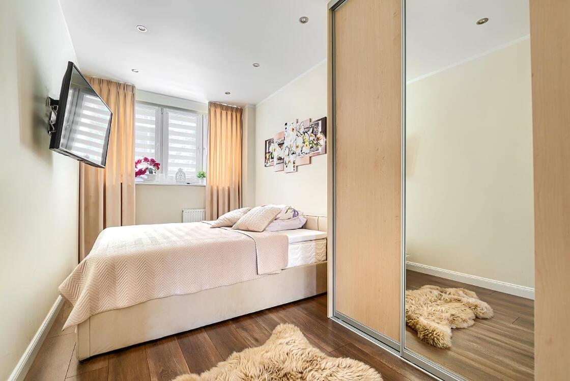 Апартаменти Flower Apartament City Center Щецин Екстер'єр фото